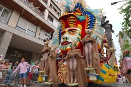 🌺💐🌸28 AGOSTO 2026 BATALLA DE LAS FLORES LAREDO 🌸 👁 ULTIMAS 6 PLAZAS💐 👁 🌺 29€